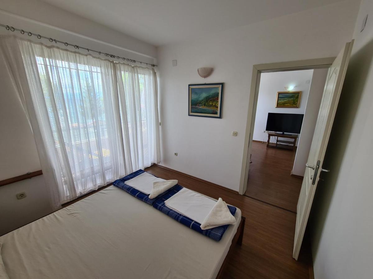 Restaurant & Apartments Lipa Peštani 외부 사진